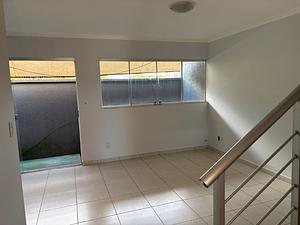 SOBRADO 3Q  COM SUITE EM TRINDADE - GO - Foto 3