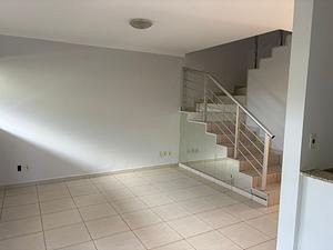 SOBRADO 3Q  COM SUITE EM TRINDADE - GO - Foto 5