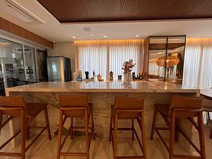 299m² no Marista | Mobiliado e Decorado | 3 Suítes | 4 Vagas | Rooftop e Automação Completa - Foto 3